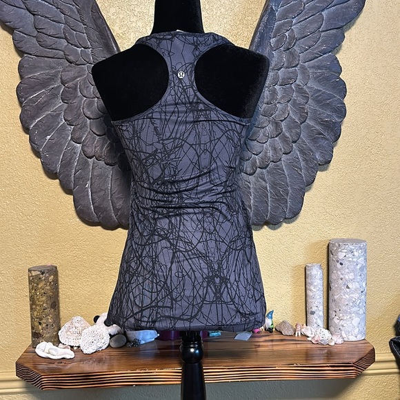 Lululemon Racer Back Tank Top - Picture 4 of 5